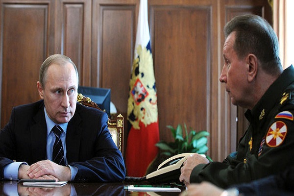 بوتين وقائد الحر الوطني فيكتور زولوتوف