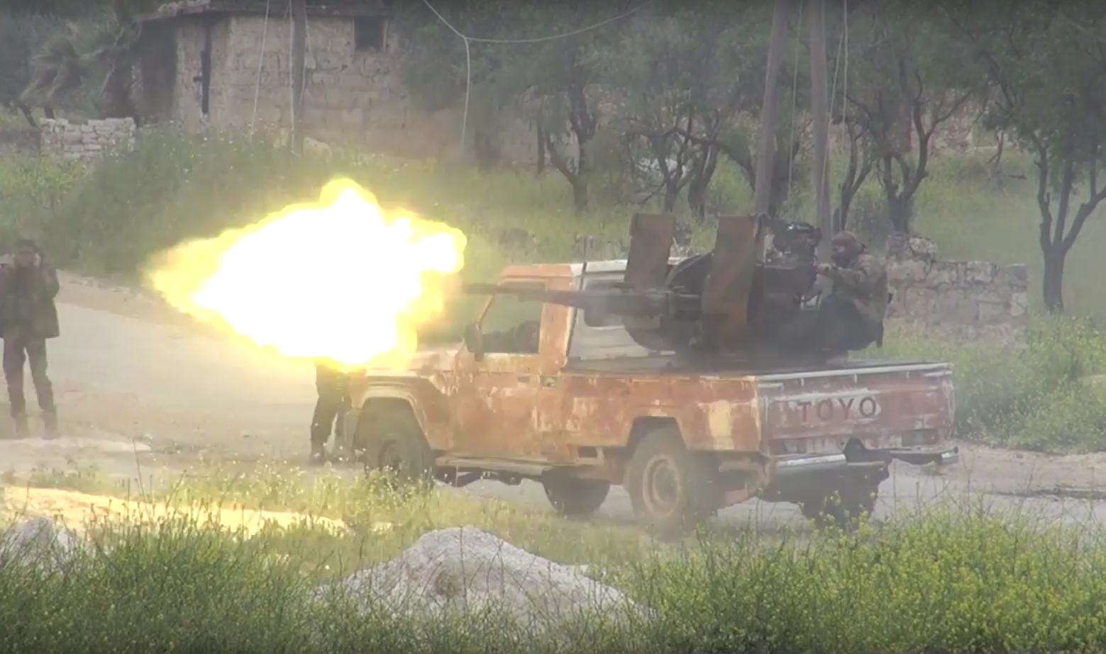 فصائل الثوار في ريف حلب الجنوبي تصد تقدم قوات الاسد والميليشيات