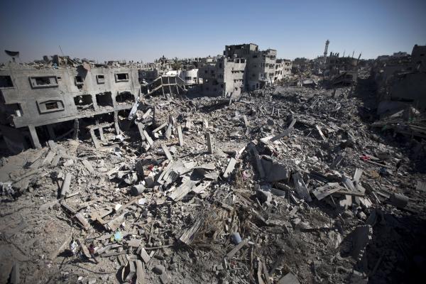مسؤولون يحذرون من التباطؤ في إعادة اعمار قطاع غزة