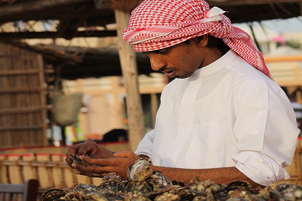 الإمارات زاخرة بالمهن التقليدية