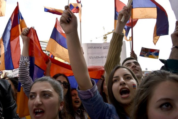 تظاهرة في يريفان إحياء لضحايا الأرمن في ناغورني قره باغ