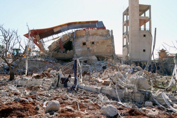 أطباء بلا حدود تدين تدمير مستشفى تدعمه في غارة في حلب