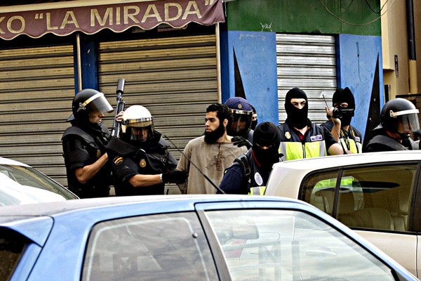 اعتقال موال لداعش أثناء تسلله إلى المغرب عبر الجزائر
