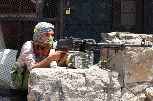تنظيم القاعدة يتوعد العسكريين اليمنيين الذين يقاتلون ضده