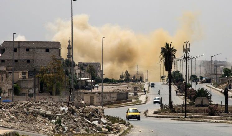 مقتل 3 مدنيين في قصف على أحياء حلب الغربية