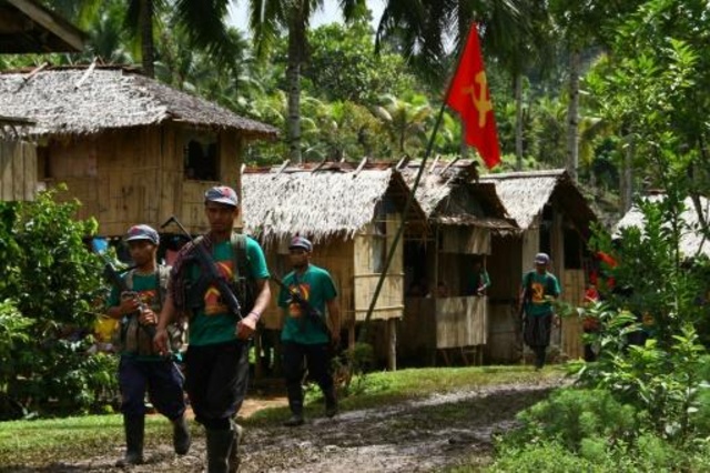 المتمردون الشيوعيون يقتلون ثلاثة جنود في الفلبين