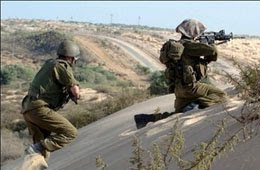 إسرائيل تحتجز فلسطينيًا بتهمة إعاقة عمل الجيش في الضفة