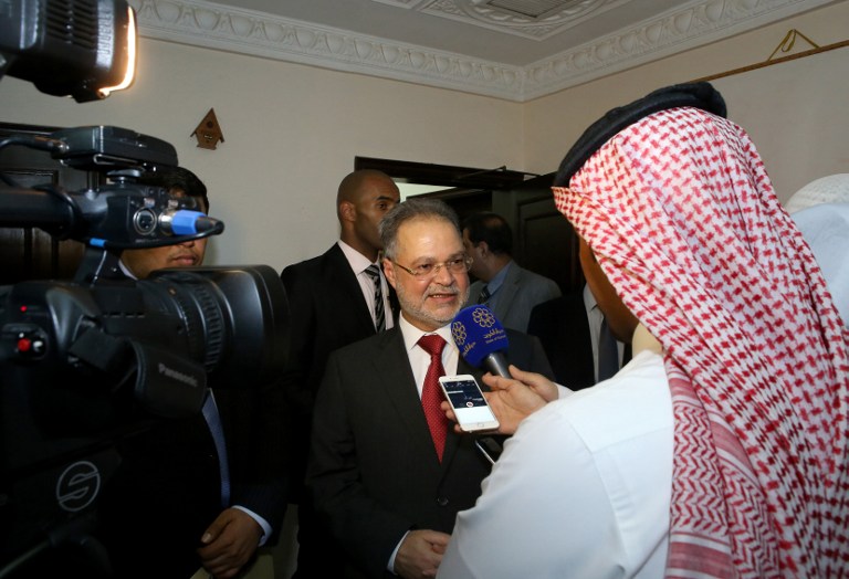 الحكومة اليمنية تهدد بالانسحاب من مفاوضات السلام في الكويت