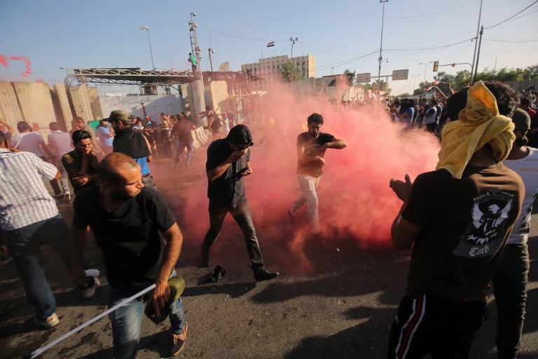 القوات العراقية تقتل متظاهرين اثنين في بغداد الجمعة
