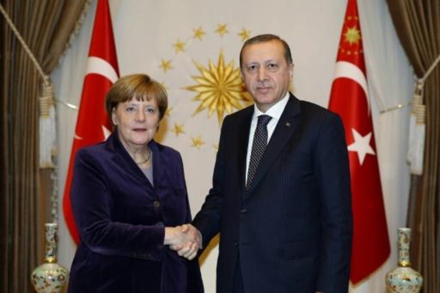 ميركل تبدي قلقًا على تركيا قبل لقائها أردوغان