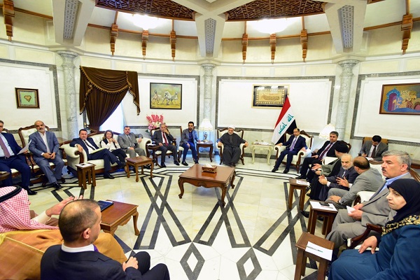 برلمان العراق يتكئ على الفلوجة للخروج من أزمته