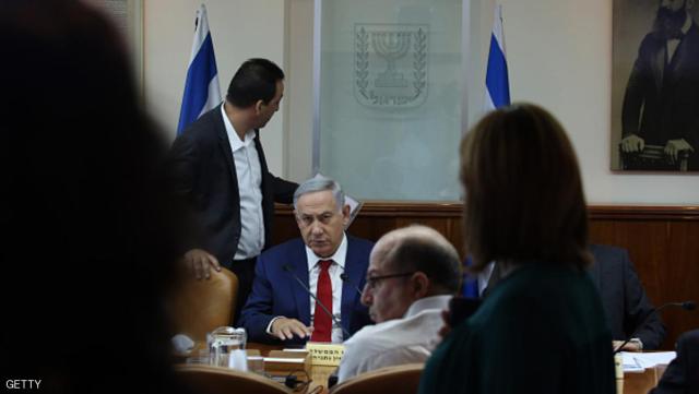 وزير اسرائيلي يستقيل من الحكومة معتبرا انها 