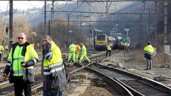 صاعقة قد تكون سبب حادث تصادم قطارين في بلجيكا