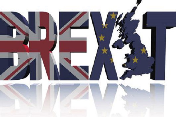 البريطانيون ميالون لمغادرة الاتحاد الأوروبي