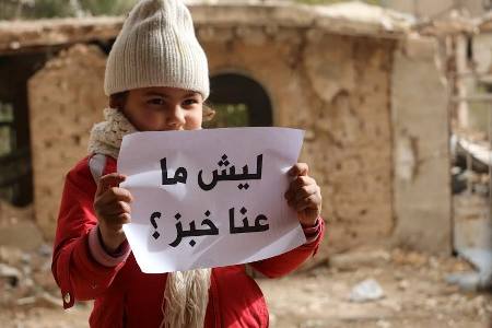الأمم المتحدة ستطلب موافقة دمشق على إلقاء مساعدات جوًا