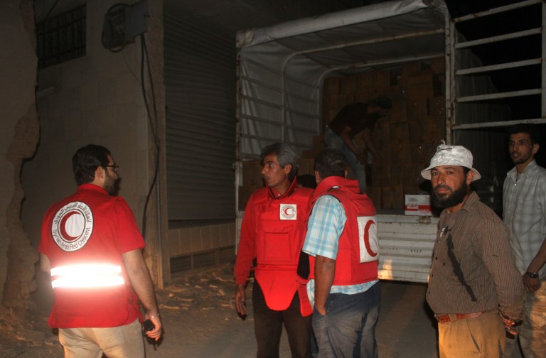قصف النظام السوري على داريا يعرقل توزيع المساعدات