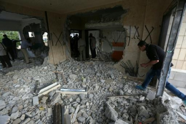 الجيش الاسرائيلي يهدم منزل فلسطيني متهم بقتل مستوطنة