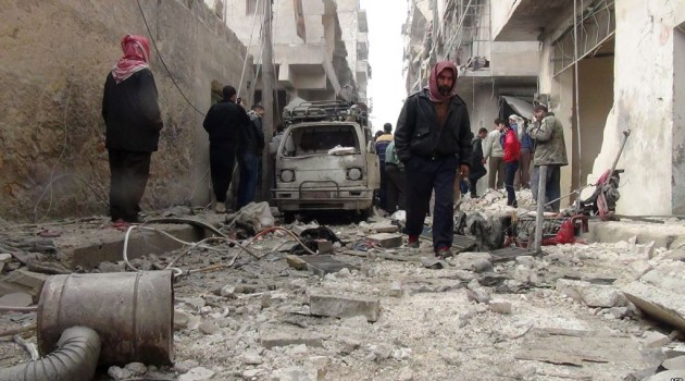 مقتل 25 مدنيا في غارات على مدينة الرقة في سوريا