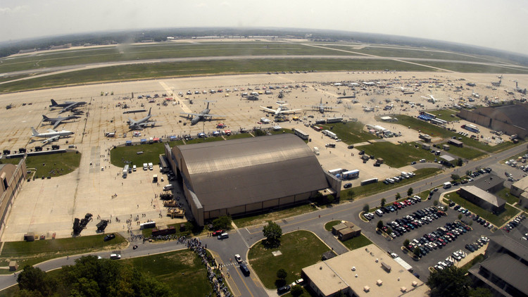 رفع قرار عزل قاعدة أندروز الجوية الأميركية بعد انذار خاطئ
