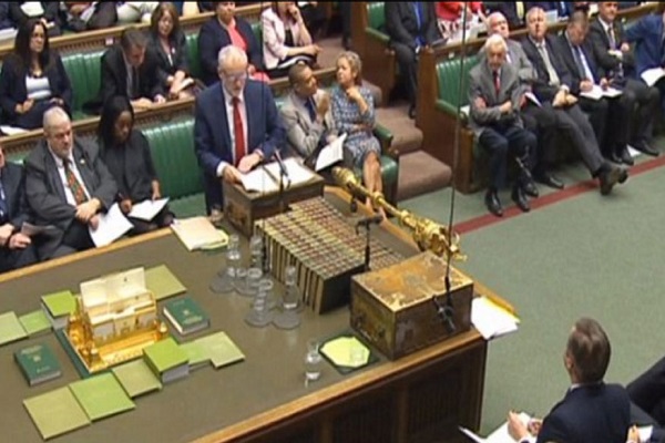 كوربن يرد على كاميرون في البرلمان اليوم