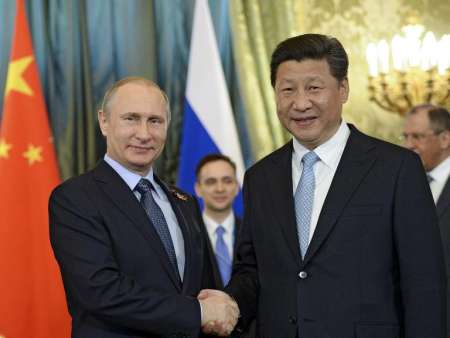 الرئيسان الصيني والروسي يؤكدان تقارب مواقفهما وسط توتر مع الغرب