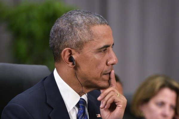 أوباما سيتصل هاتفيا بكاميرون الجمعة