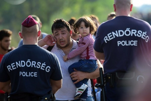 استفتاء في المجر حول إعادة توزيع اللاجئين في الاتحاد الاوروبي