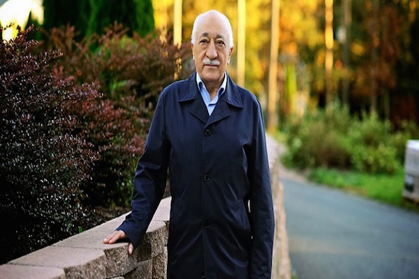 صوفي متهم بقيادة الانقلاب ضد إردوغان