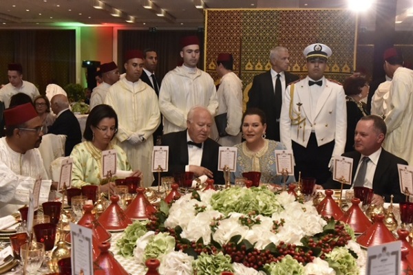 وتترأس عشاء أقامه النلك محمد السادس على شرف المشاركين في الحفل
