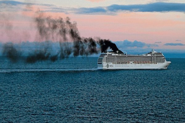 مطالبات بتزويد البواخر بالفلاتر أسوة بالسيارات