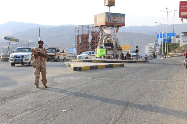 خمسة قتلى في هجومين انتحاريين ضد الجيش اليمني في المكلا