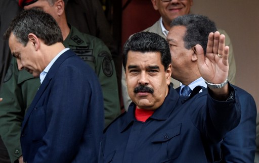 اقالة الرئيس الفنزويلي مسيرة طويلة مليئة بالعقبات
