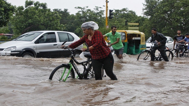 خمسون قتيلًا جراء فيضانات الهند