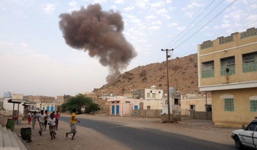 مقتل خمسة جنود في تفجير انتحاري جنوب اليمن