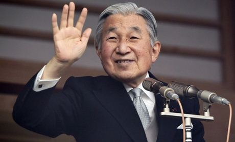 اليابانيون يحبسون أنفاسهم بانتظار خطاب أمبراطورهم