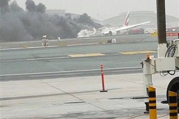 مطار دبي يعلّق كل رحلاته المغادرة حتى إشعار آخر