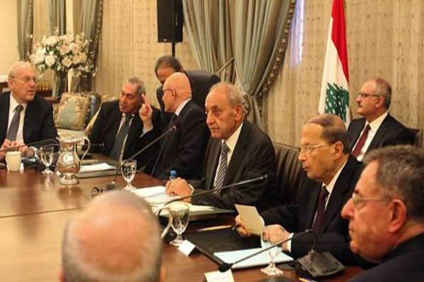 جانب من جلسات الحوار اللبناني