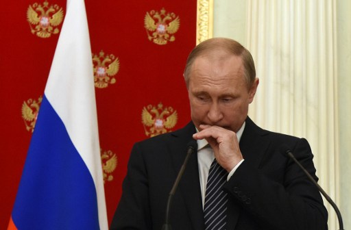 فلاديمير بوتين في القرم بعد تصاعد التوتر مع أوكرانيا