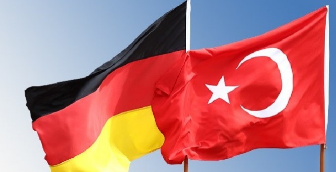 المانيا تدرس امكانية سحب طائراتها من تركيا