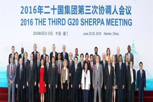 بكين تريد التركيز على الاقتصاد في قمة العشرين