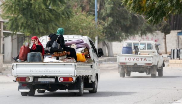 عشرات السوريين يعودون الى جرابلس