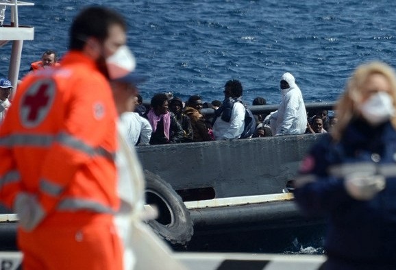 العثور على نحو خمسين مهاجرا على الشاطىء الشمالي الغربي لقبرص