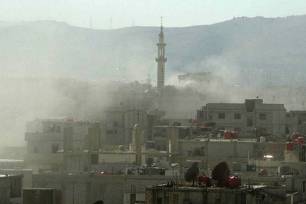 قصف عنيف واشتباكات عند أطراف دمشق الشرقية