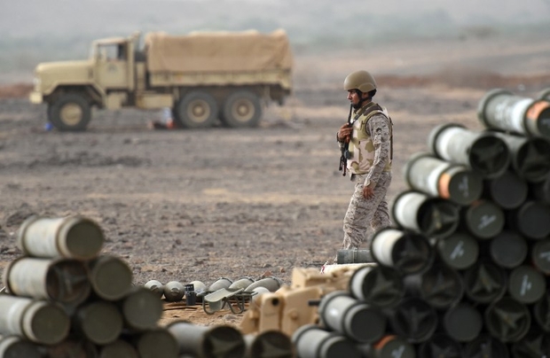 الدفاعات الجوية السعودية تعترض صاروخا اطلق من اليمن
