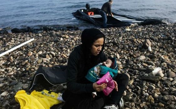 بروكسل تحض اثينا على تأمين 1500 مكان للاطفال المهاجرين غير المرافقين