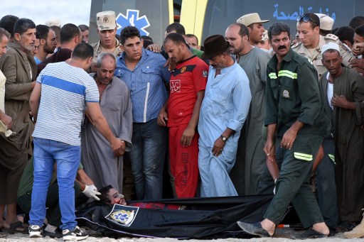133 قتيلا حصيلة غرق زورق المهاجرين قبالة سواحل مصر