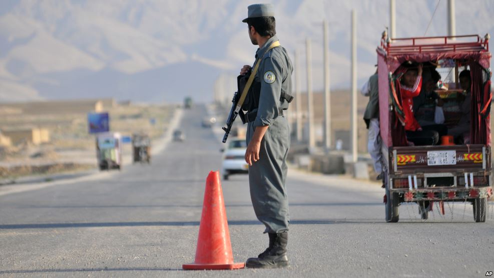 مقتل ثمانية شرطيين افغان بنيران اميركية 