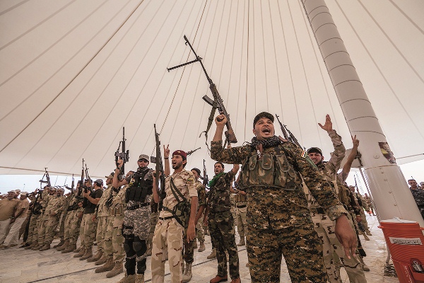 مقاتلون للحشد الشعبي العراقي