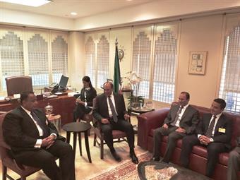 الشيخ صباح الخالد يلتقي وزير خارجية السودان