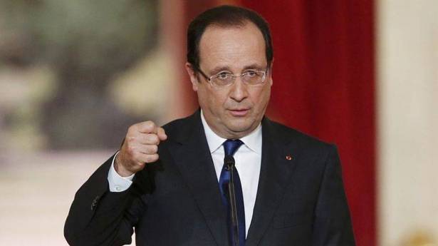 هولاند يعترف بمسؤولية فرنسا في التخلي عن حركيي الجزائر